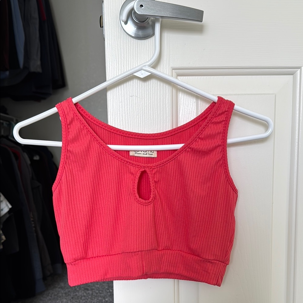 Women’s Hot Pink Crop Top